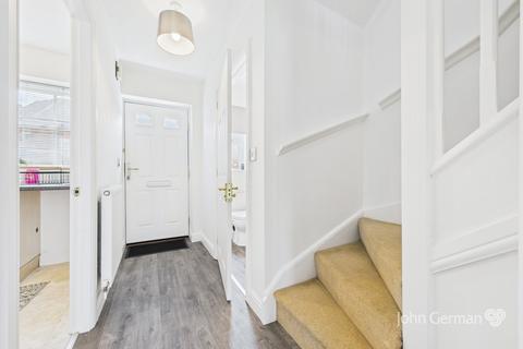 17 Broomfields Close, Tean, Stoke-on-trent, ST10 4FB
