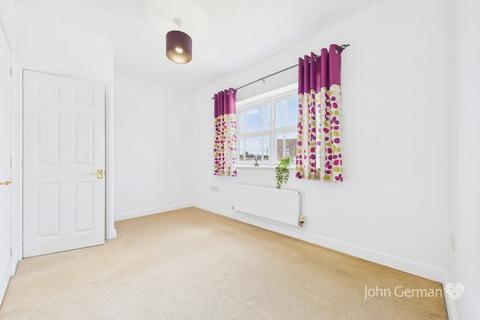 17 Broomfields Close, Tean, Stoke-on-trent, ST10 4FB