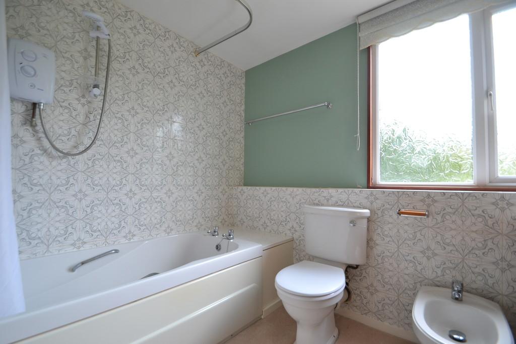 Upstairs Family Bathroom