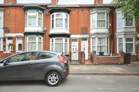 3 bedroom terraced house to rent, Cambridge Street, Leicester LE3