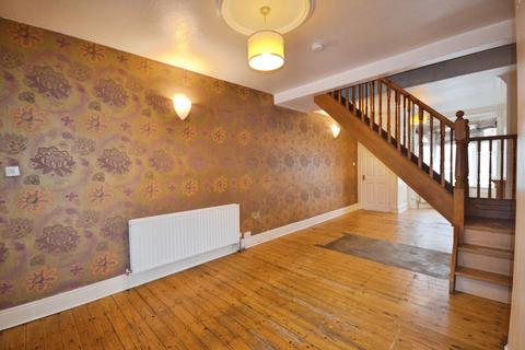 3 bedroom terraced house to rent, Cambridge Street, Leicester LE3