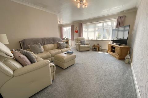 32 Hanbury Close, Doncaster, DN4 9AW
