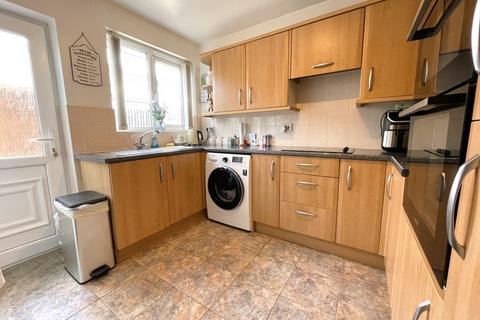 32 Hanbury Close, Doncaster, DN4 9AW