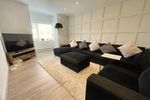 4 bedroom detached house for sale, Lake View, Doncaster DN4