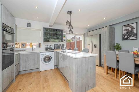 3 bedroom semi-detached house for sale, Wichnor Road, Solihull