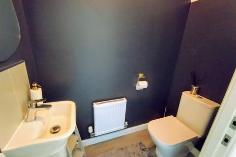 3 bedroom detached house for sale, Carsington Drive, Stoke-on-Trent