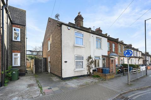 2 bedroom terraced house for sale, Byron Road, Wealdstone, Harrow