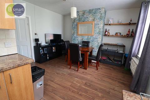 6 Manor Road, Swinton, Mexborough, S64 8PY