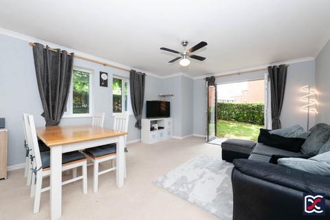 2 bedroom ground floor flat for sale, Primrose Hill, Daventry NN11