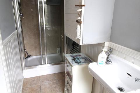3 Spring Wells, Oakworth, Keighley, BD22 0QZ
