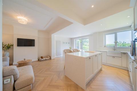 23 Belmont Drive, Wirral, CH61 9NA