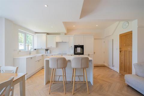 23 Belmont Drive, Wirral, CH61 9NA