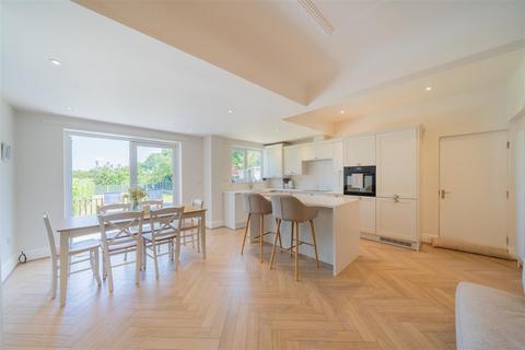 23 Belmont Drive, Wirral, CH61 9NA