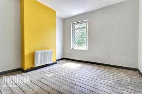 2 bedroom end of terrace house for sale, Doncaster Road, Barnsley