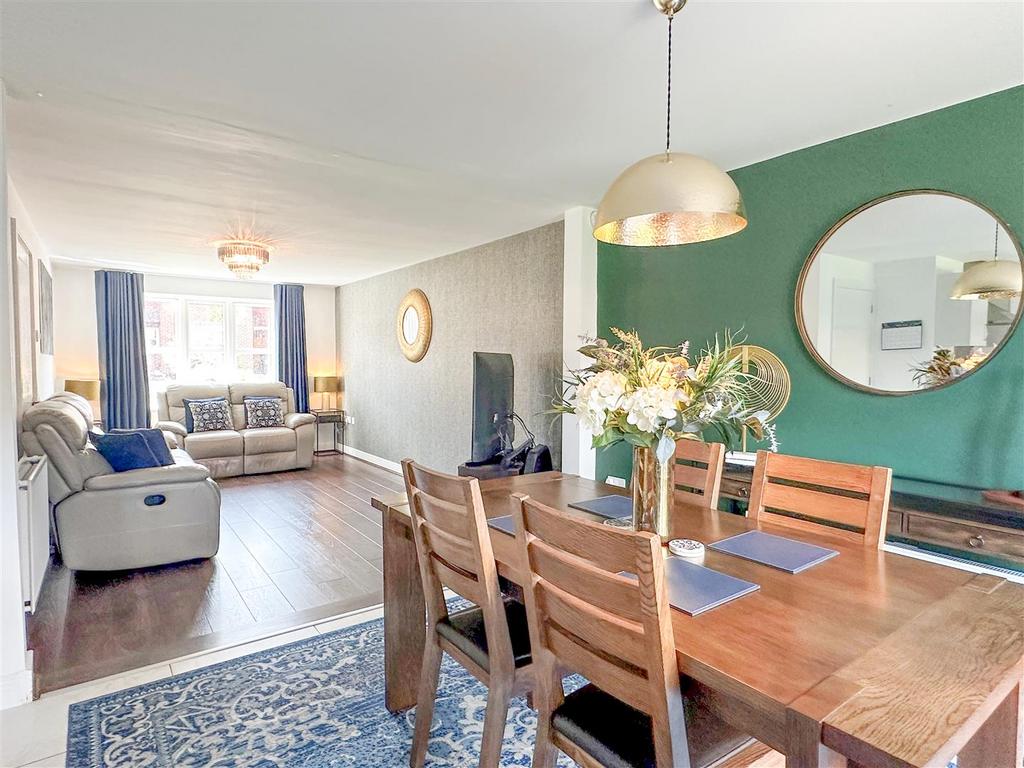 Lounge/Diner