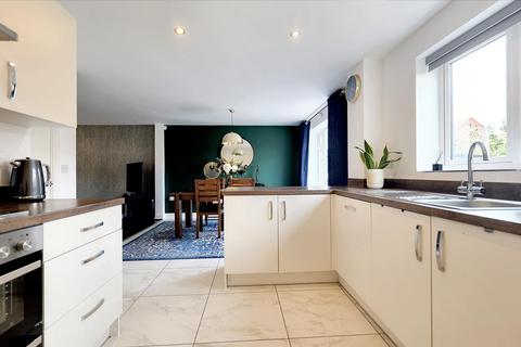 4 bedroom detached house for sale, Raywell Road, Hamilton, Leicester
