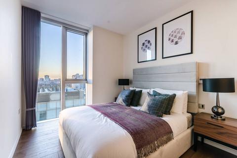 3 bedroom flat for sale, Lillie Square, Earls Court, London, SW6