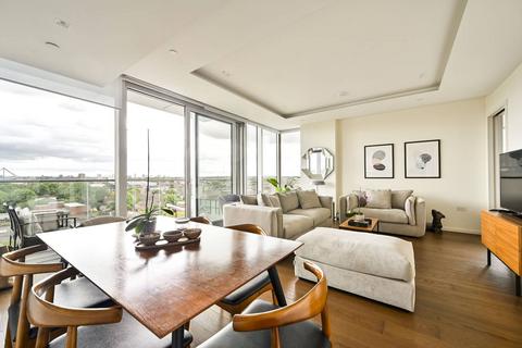 3 bedroom flat for sale, Lillie Square, Earls Court, London, SW6