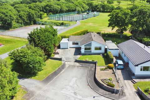 undefined, Trem Y Mor, Llanmorlais, Swansea, West Glamorgan, SA4