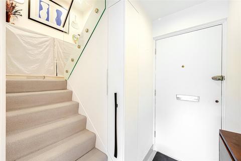 41 Kendal Steps, London, W2 2YE