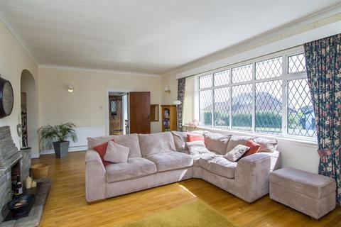 4 bedroom detached bungalow for sale, Minehead Avenue, Sully
