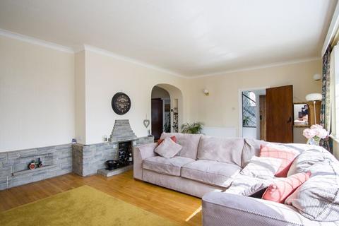 4 bedroom detached bungalow for sale, Minehead Avenue, Sully