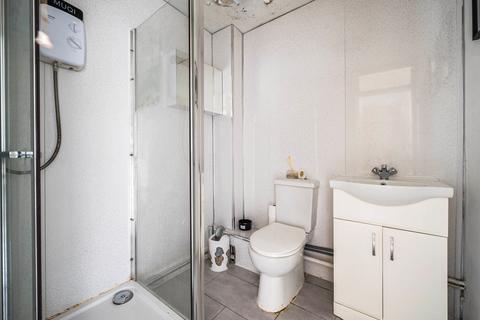 undefined, Springwood Crescent, Edgware, HA8