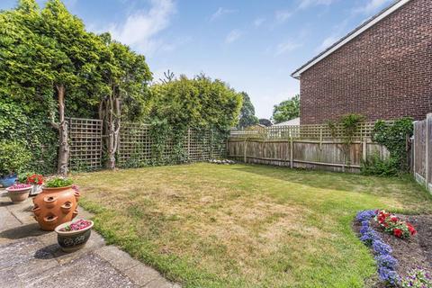 4 bedroom detached house for sale, The Dell, Bexley
