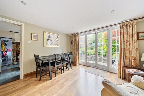 3 bedroom character property for sale, High Street, Minster