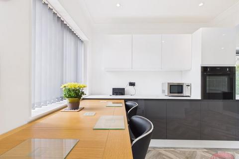 3 bedroom bungalow for sale, Stanpit, Christchurch