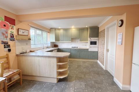 3 bedroom bungalow for sale, Long Close, Farnham Common