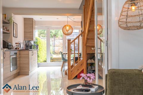 2 bedroom terraced house for sale, Chester Road, Macclesfield, Cheshire