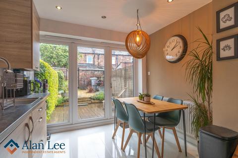 2 bedroom terraced house for sale, Chester Road, Macclesfield, Cheshire