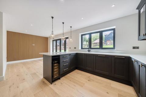 undefined, Standen Street, Iden Green