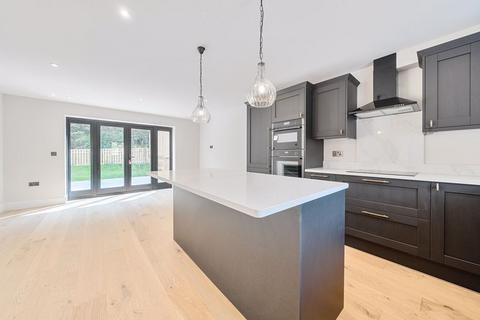 undefined, Standen Street, Iden Green