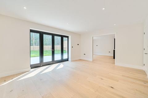 undefined, Standen Street, Iden Green