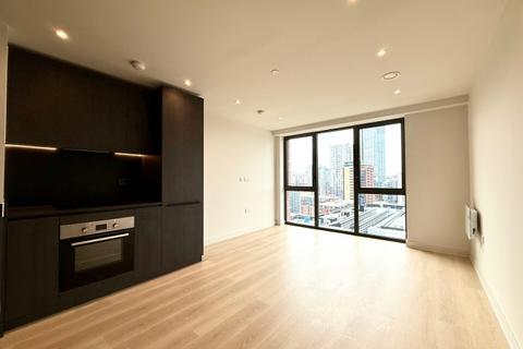 1 bedroom apartment to rent, Waterhouse Gardens, Manchester M3