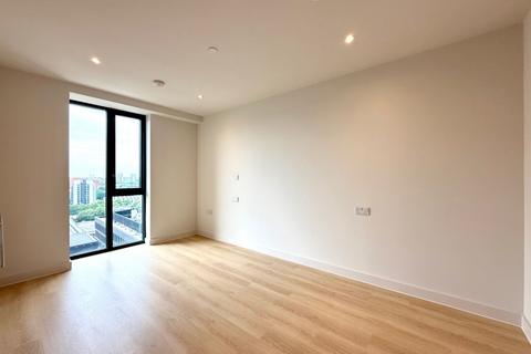 1 bedroom apartment to rent, Waterhouse Gardens, Manchester M3