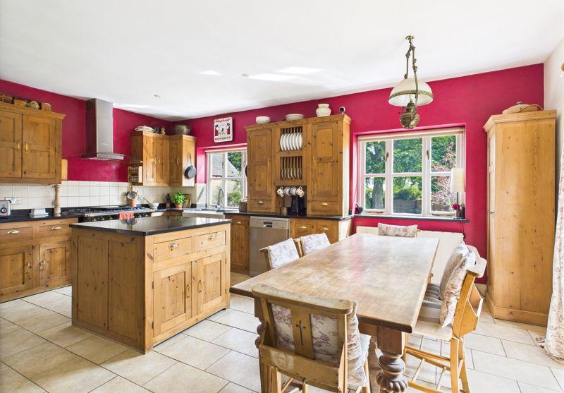 Kitchen diner
