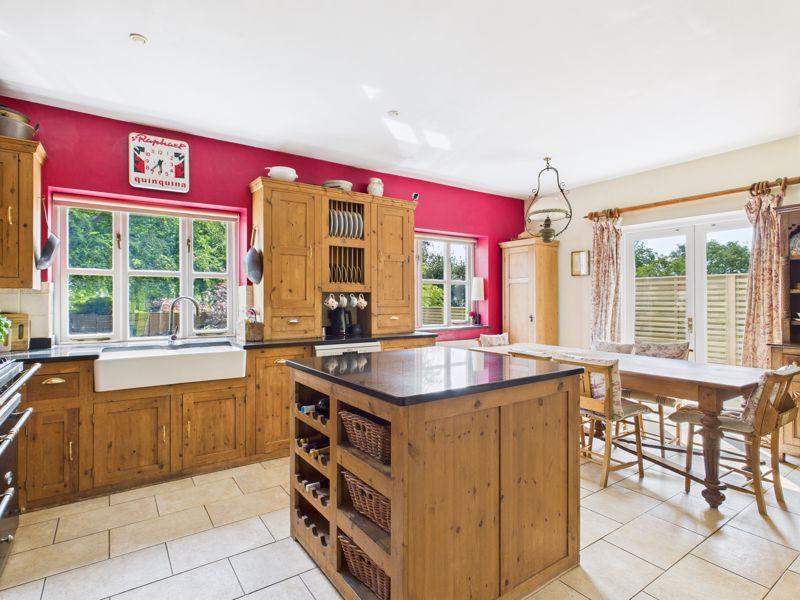 Kitchen diner
