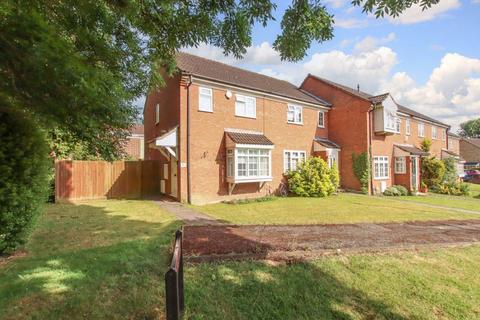 40 Bowmans Way, Dunstable, LU6 3LE