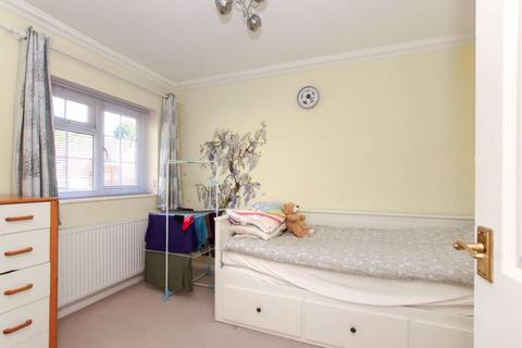 40 Bowmans Way, Dunstable, LU6 3LE