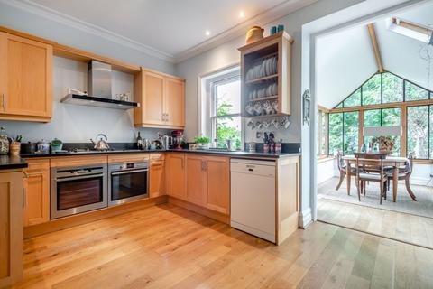5 bedroom detached house for sale, Victoria Road, Salisbury                                         *VIDEO TOUR*