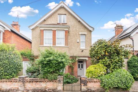 5 bedroom detached house for sale, Victoria Road, Salisbury                                         *VIDEO TOUR*