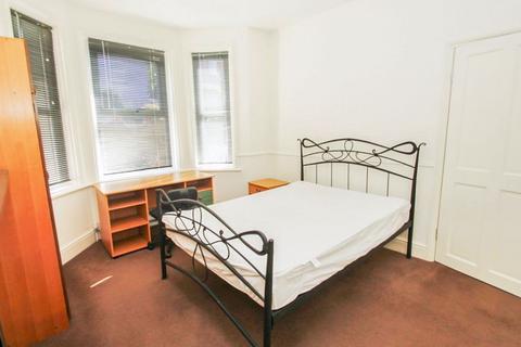 28 Cranmer Road, Bournemouth, BH9 1JU