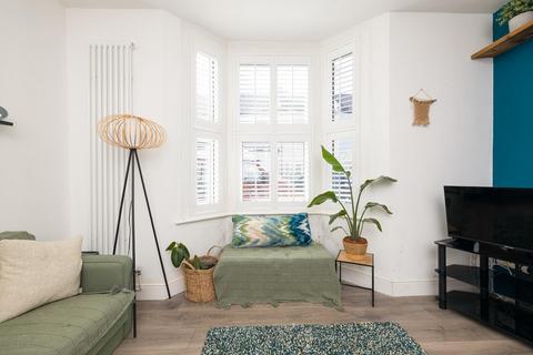 32 Dunkirk Road, Bristol, BS16 3DJ
