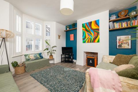 32 Dunkirk Road, Bristol, BS16 3DJ