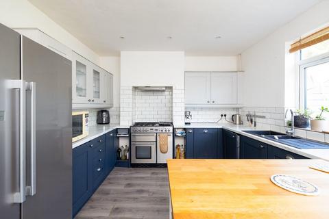 32 Dunkirk Road, Bristol, BS16 3DJ