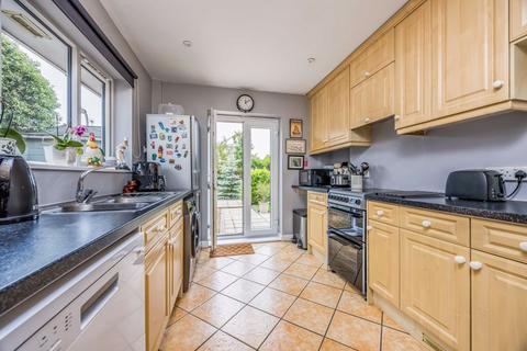 2 bedroom detached bungalow for sale, Woodlands Avenue, Emsworth