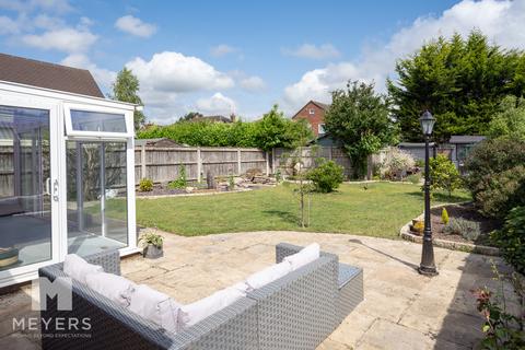 3 bedroom detached bungalow for sale, Fairlie | Poulner | Ringwood | BH24